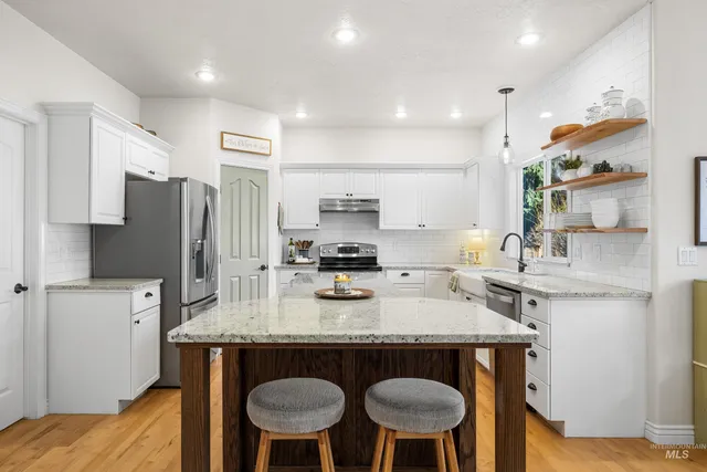 $699,900 | 1326 North Mansfield Place, Eagle, ID 83616