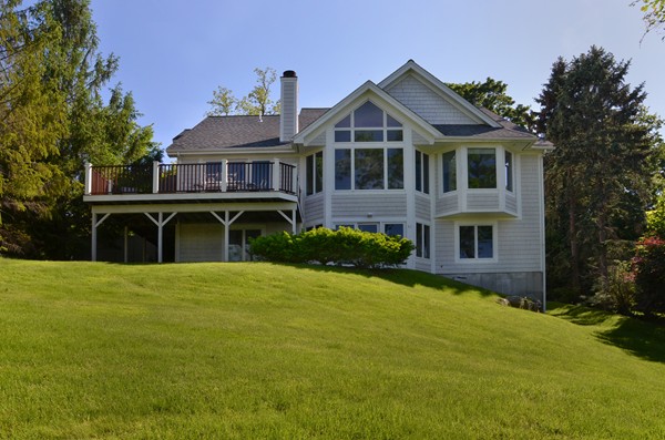 88 Huntington Road Newton, MA 02458 - Photo 2 of 22 Gallery Image 2
