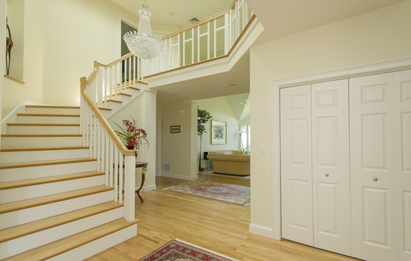 88 Huntington Road Newton, MA 02458 - Photo 3 of 22 Gallery Image 3