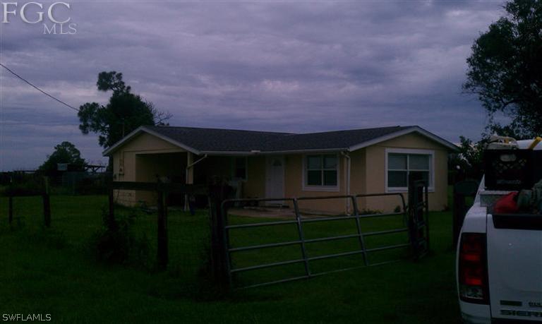 17931 Huffmaster Road North Fort Myers, FL 33917 - Photo 4 of 7 Gallery Image 4