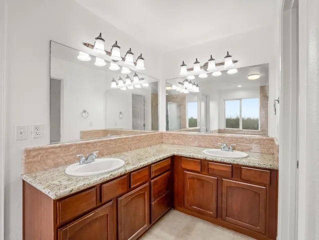 $510,000 | 257 South Lead Avenue, Fresno, CA 93706