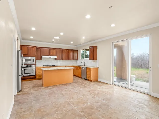 $510,000 | 257 South Lead Avenue, Fresno, CA 93706