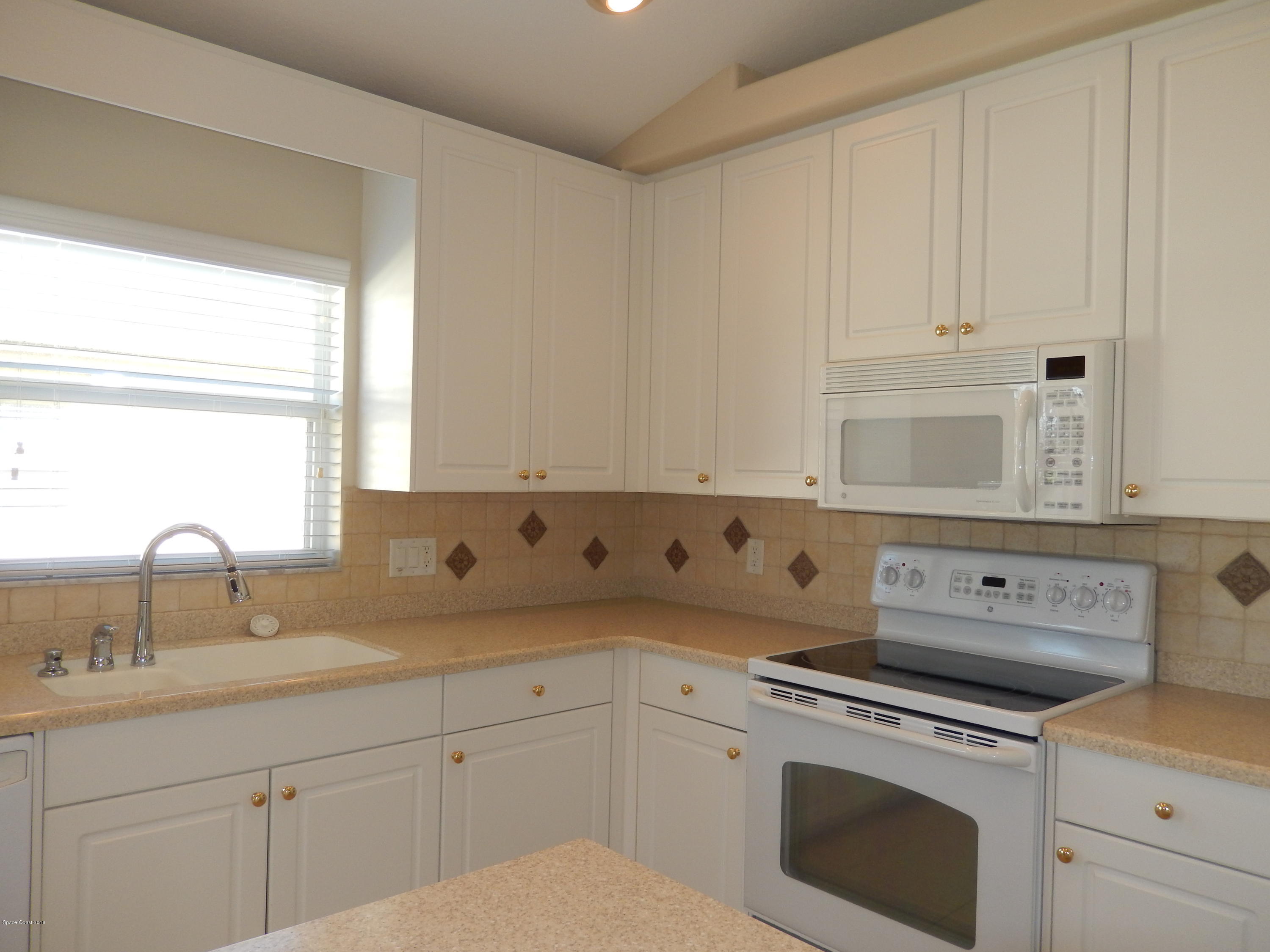 7194 Egbert Street Melbourne, FL 32940 - Photo 9 of 31 DSCN2157