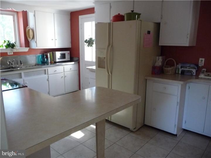 1103 Evergreen Road Yardley, PA 19067 - Photo 11 of 25 Gallery Image 11