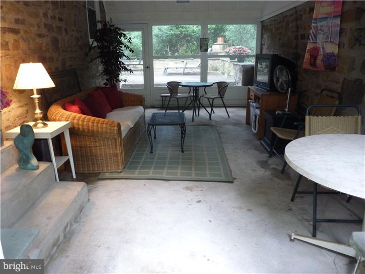 1103 Evergreen Road Yardley, PA 19067 - Photo 21 of 25 Gallery Image 21