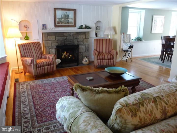 1103 Evergreen Road Yardley, PA 19067 - Photo 5 of 25 Gallery Image 5