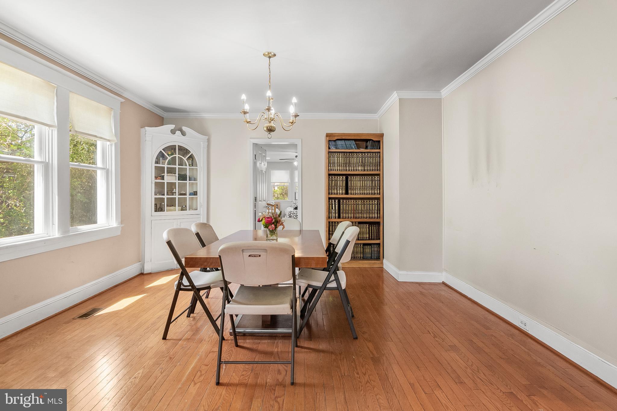 3216 Marnat Road Baltimore, MD 21208 - Photo 7 of 17