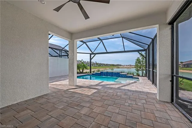 a view of yard with a porch