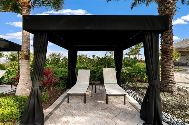 a view of a restaurant