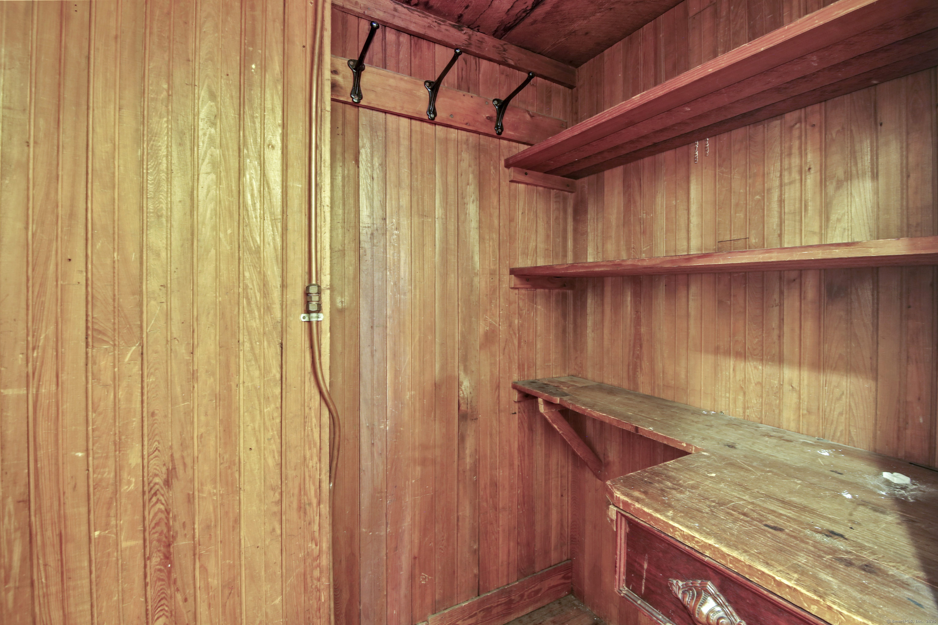 360 Main Street, Unit 3B Middletown, CT 06457 - Photo 18 of 24 a view of a room with curtain