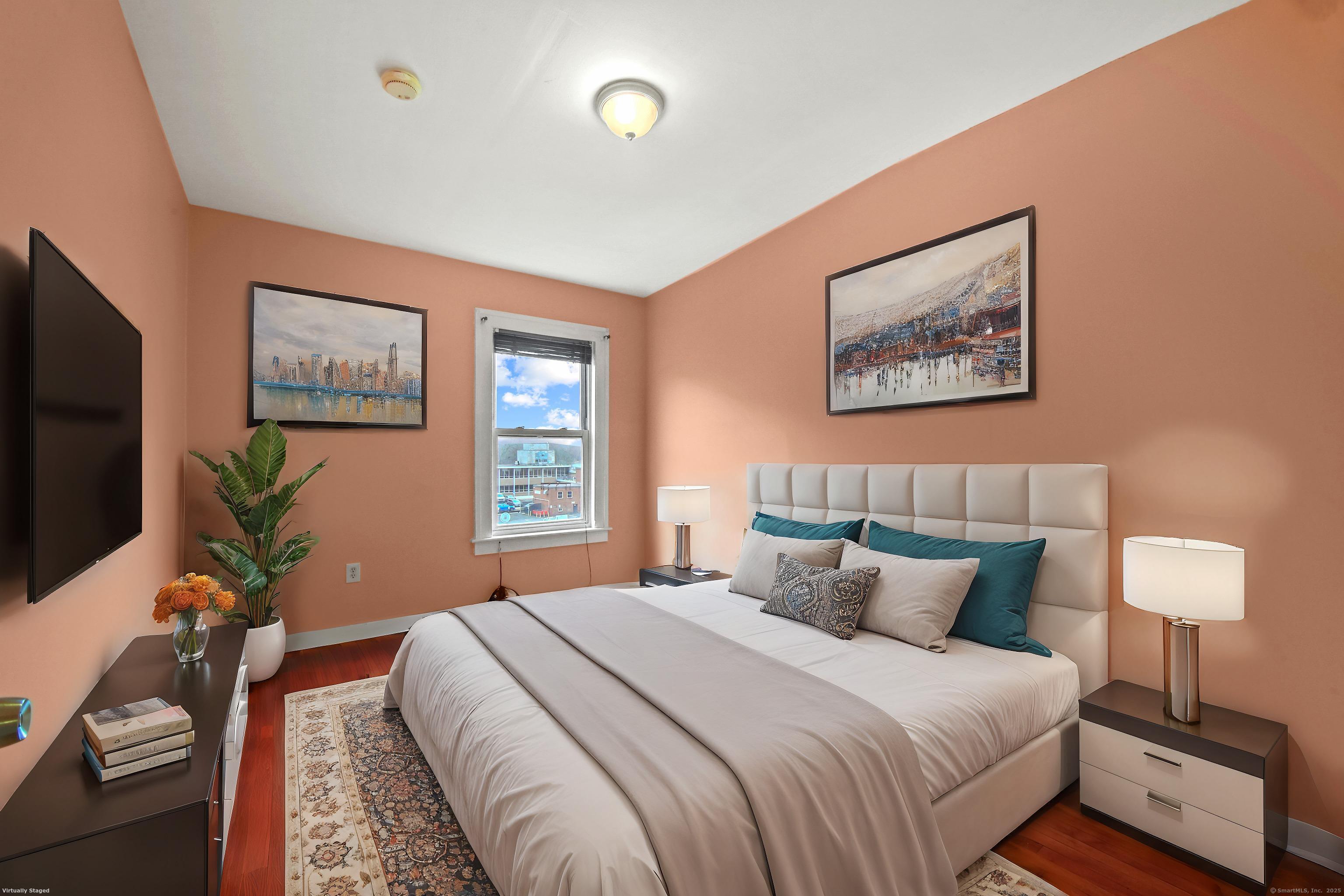 360 Main Street, Unit 3B Middletown, CT 06457 - Photo 5 of 24 a bedroom with bed and window