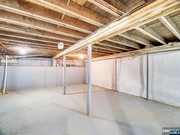 $299,999 | 310 Boulevard Drive, Wayne, NJ 07470