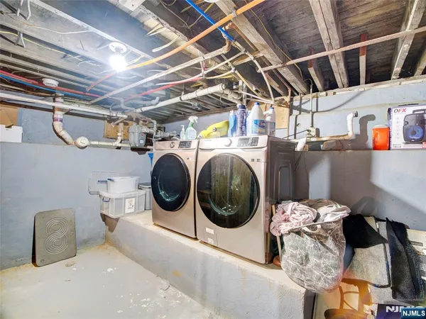 $299,999 | 310 Boulevard Drive, Wayne, NJ 07470