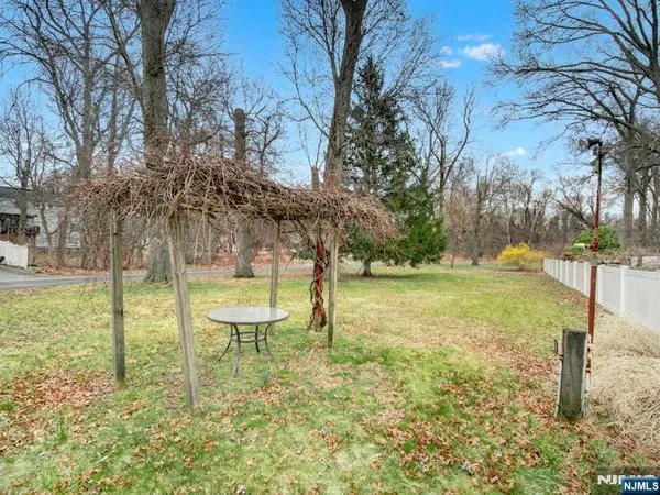 $299,999 | 310 Boulevard Drive, Wayne, NJ 07470