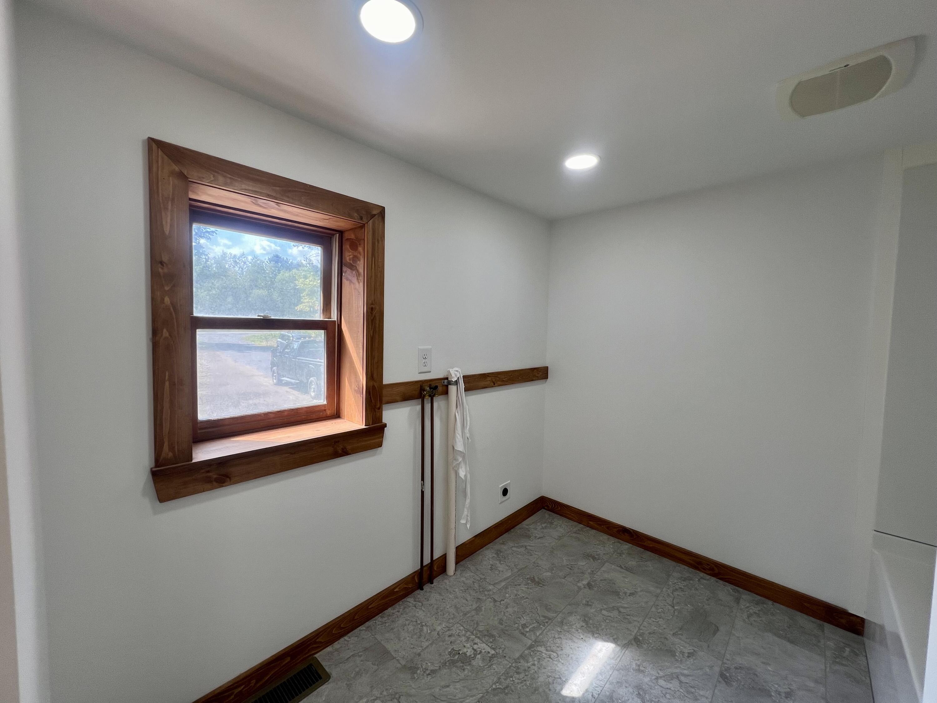 208 Parker Road West Chazy, NY 12992 - Photo 21 of 33 Gallery Image 21