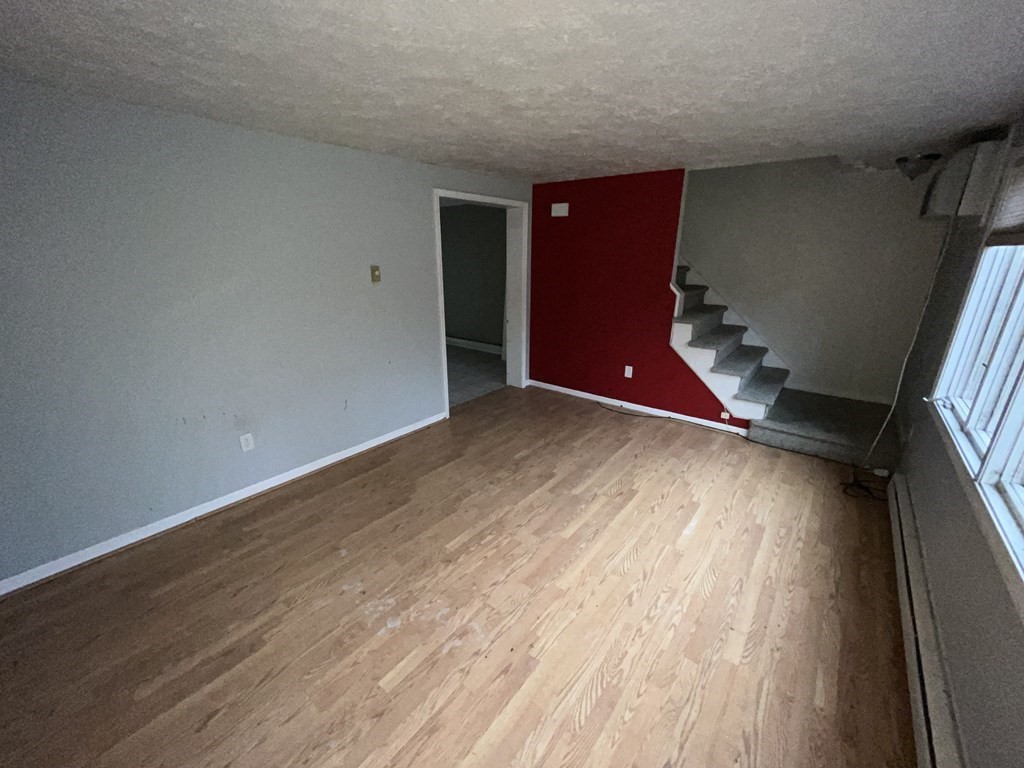 340 Dale Street, Unit F Chicopee, MA 01013 - Photo 4 of 17