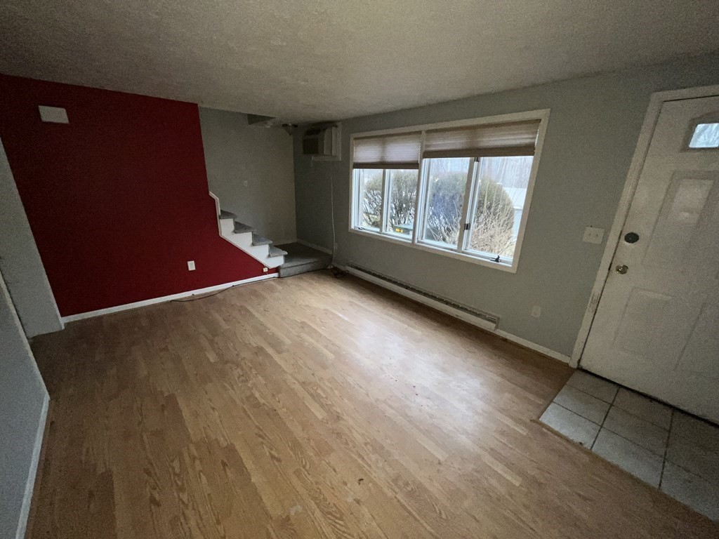 340 Dale Street, Unit F Chicopee, MA 01013 - Photo 5 of 17