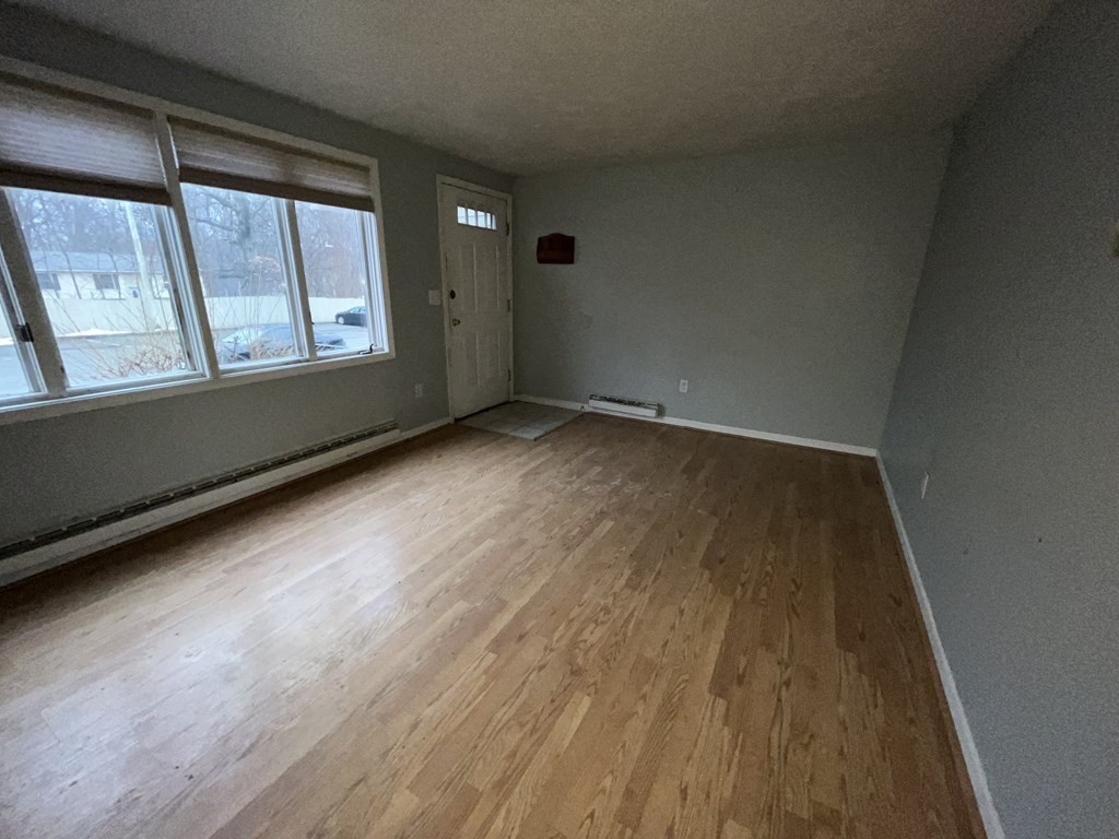 340 Dale Street, Unit F Chicopee, MA 01013 - Photo 6 of 17