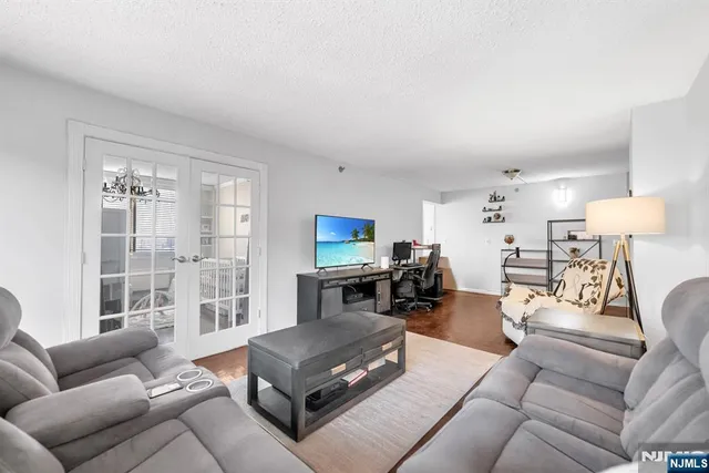 $360,000 | 326 Prospect Avenue, Unit 8E, Hackensack, NJ 07601