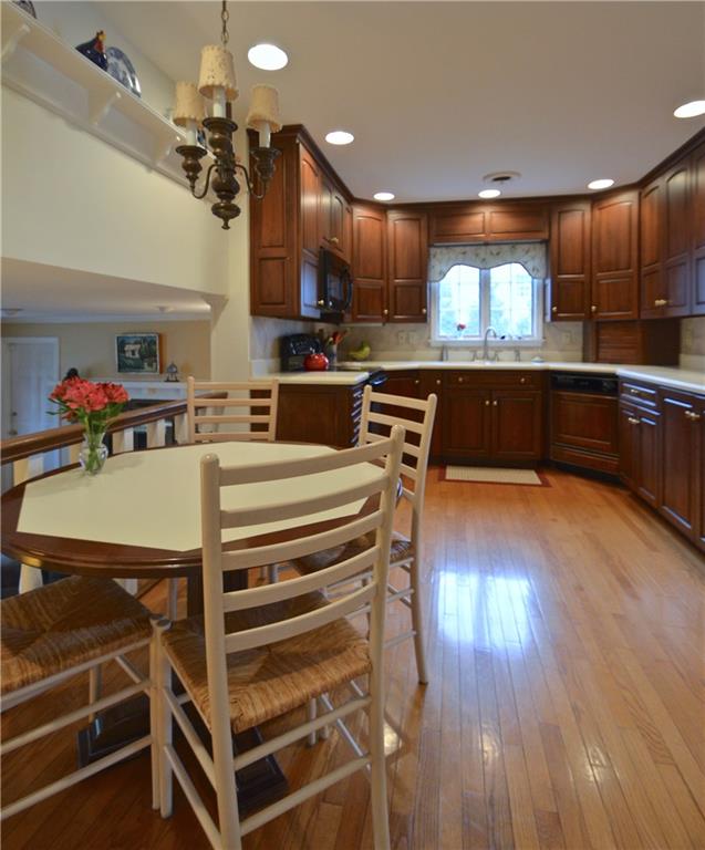 7209 Sylvan Ridge Road Indianapolis, IN 46240 - Photo 10 of 43