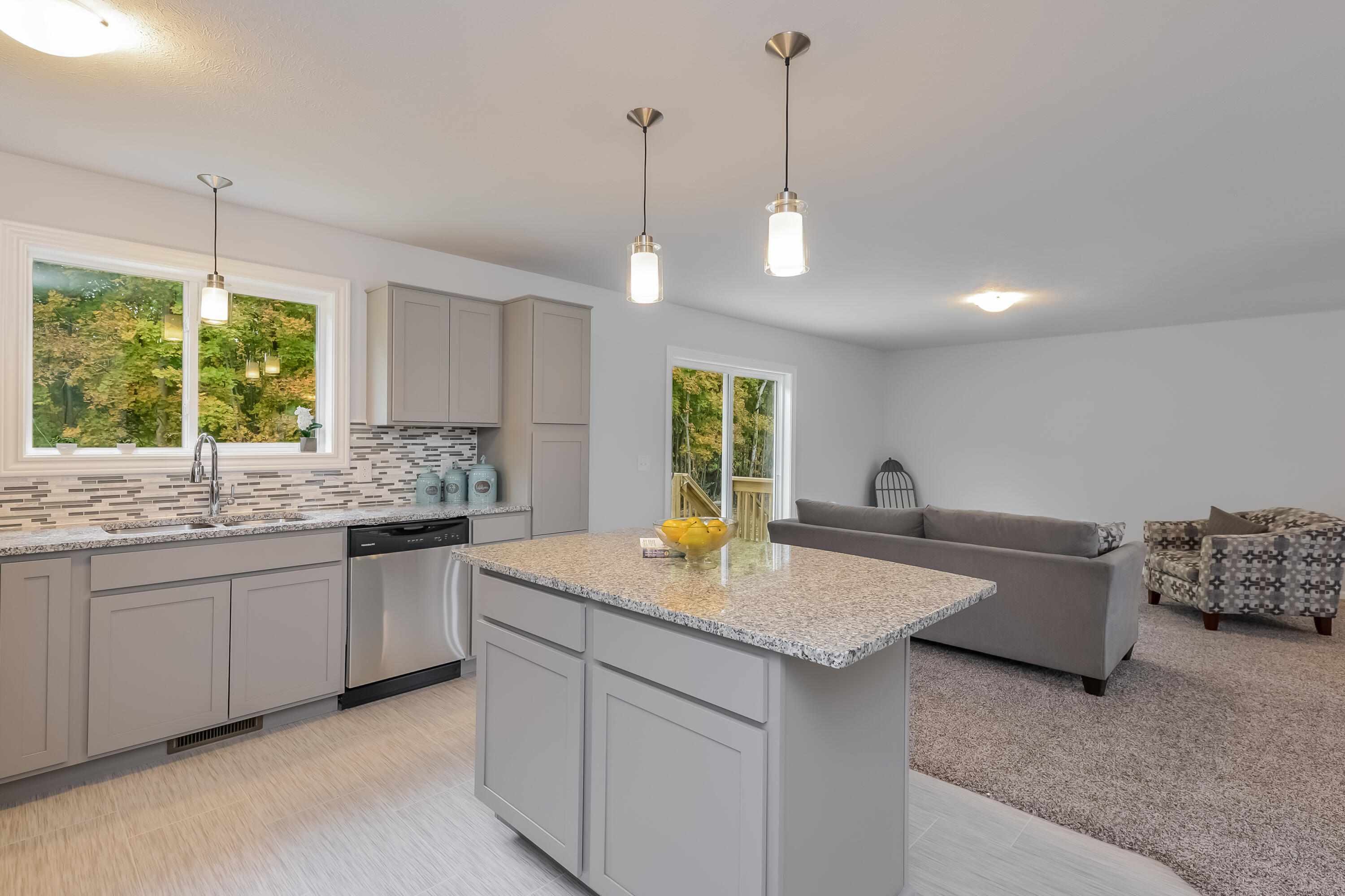 17880 Ritchie Avenue Sand Lake, MI 49343 - Photo 8 of 27 010-photo--6416695
