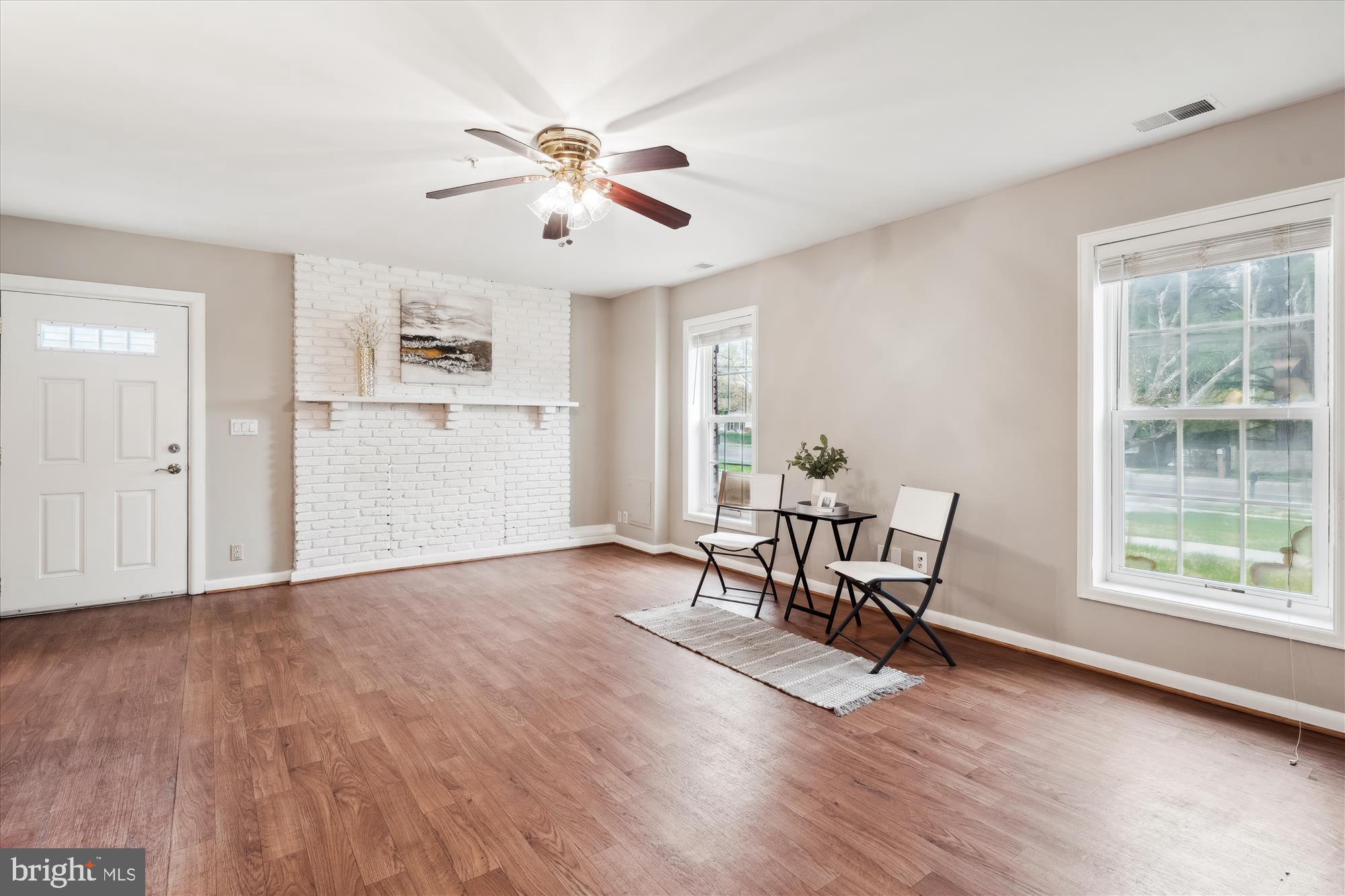 15705 Bond Mill Road Laurel, MD 20707 - Photo 14 of 77 DOOR FOR EASY ACCESS TO DRIVEWAY