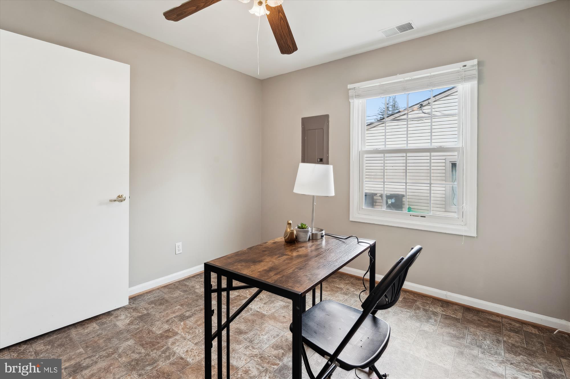 15705 Bond Mill Road Laurel, MD 20707 - Photo 47 of 77 CEILING FAN & LAMINATE FLOORING