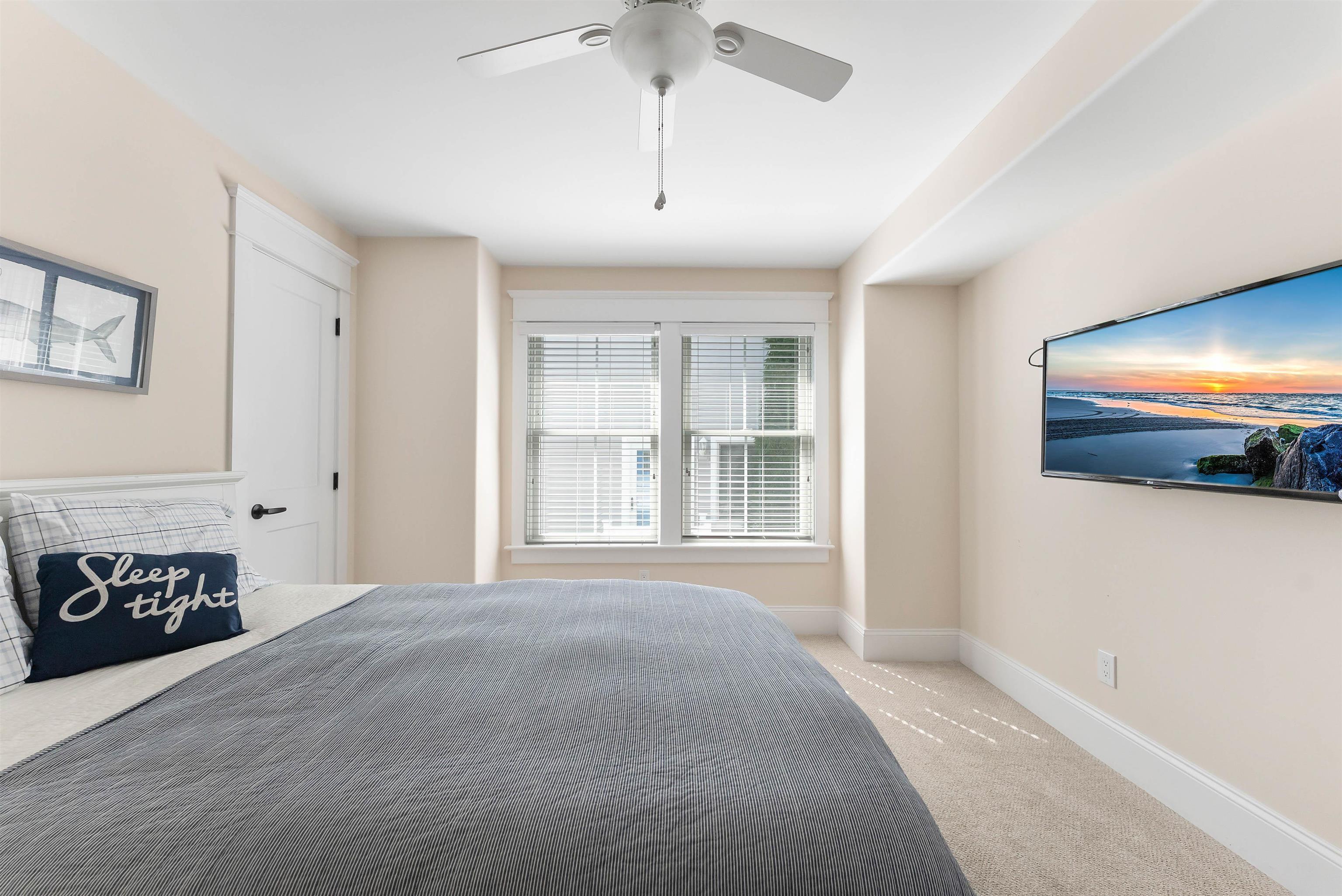 149 10th Street Avalon, NJ 08202 - Photo 11 of 49 a view of an empty room with a window