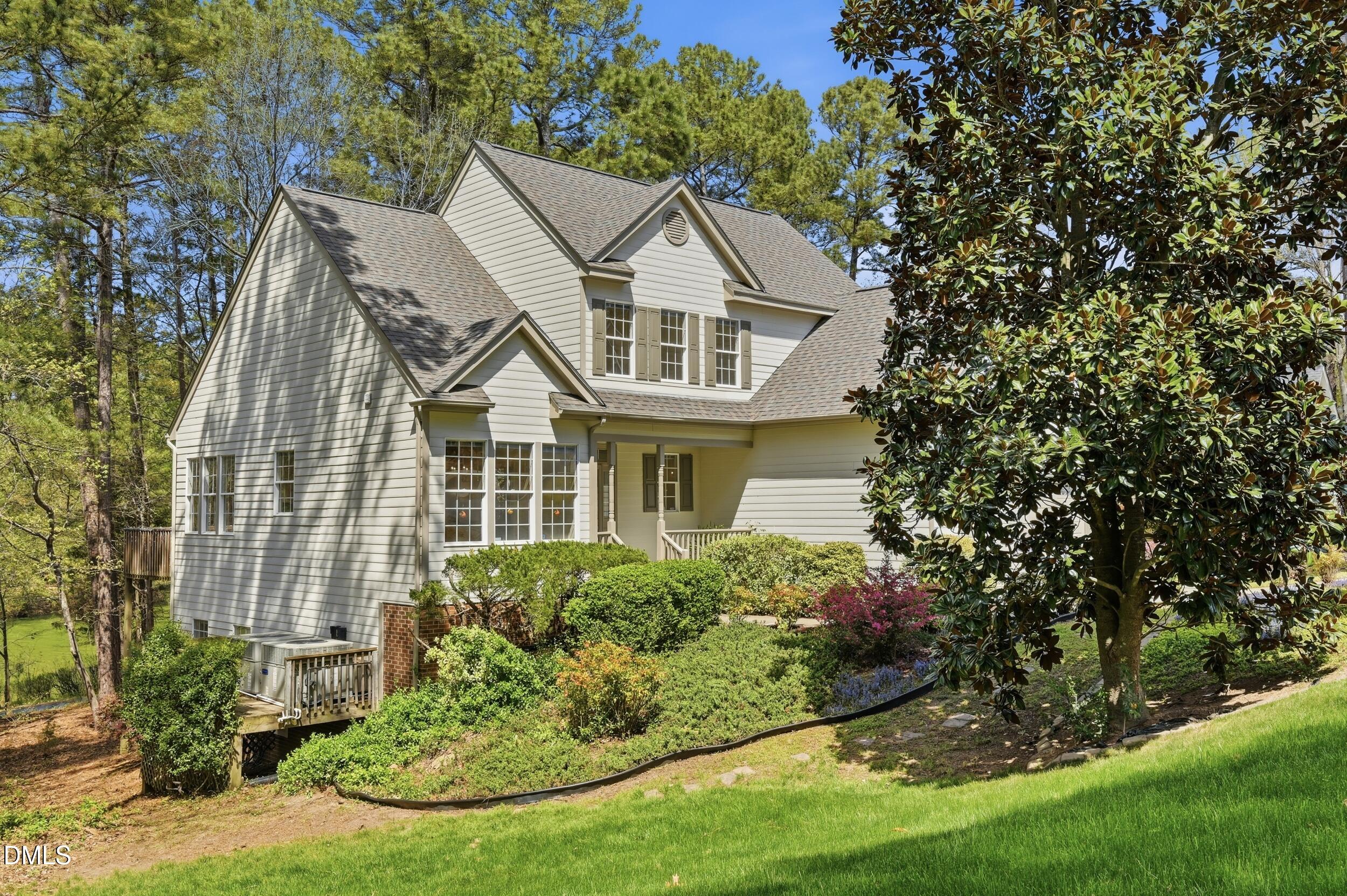7 Chelan Court Durham, NC 27713 - Photo 3 of 64 027