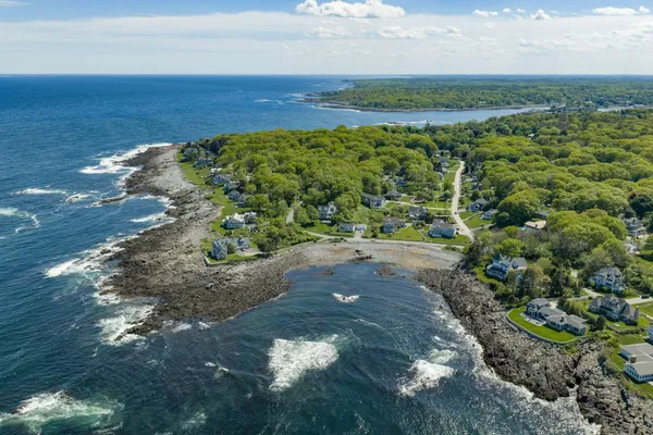 $1,575,000 | 13 Wavecrest Drive, York, ME 03909