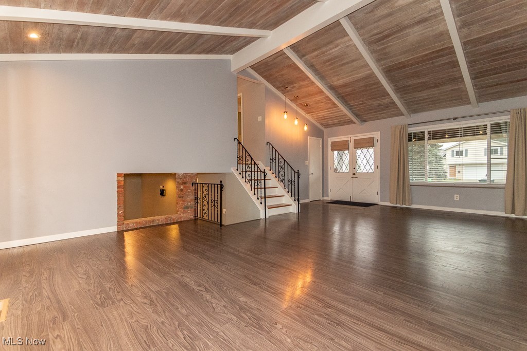 2042 Marshfield Road Cleveland, OH 44124 - Photo 6 of 31 Gallery Image 6