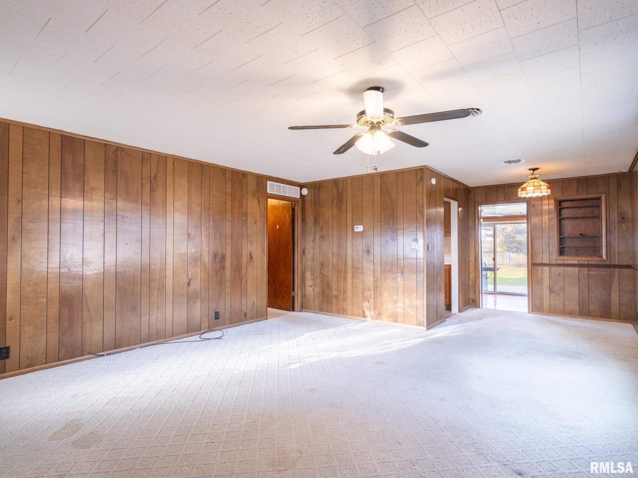 203 Kaskaskia Road Marquette Heights, IL 61554 - Photo 12 of 49 Gallery Image 12