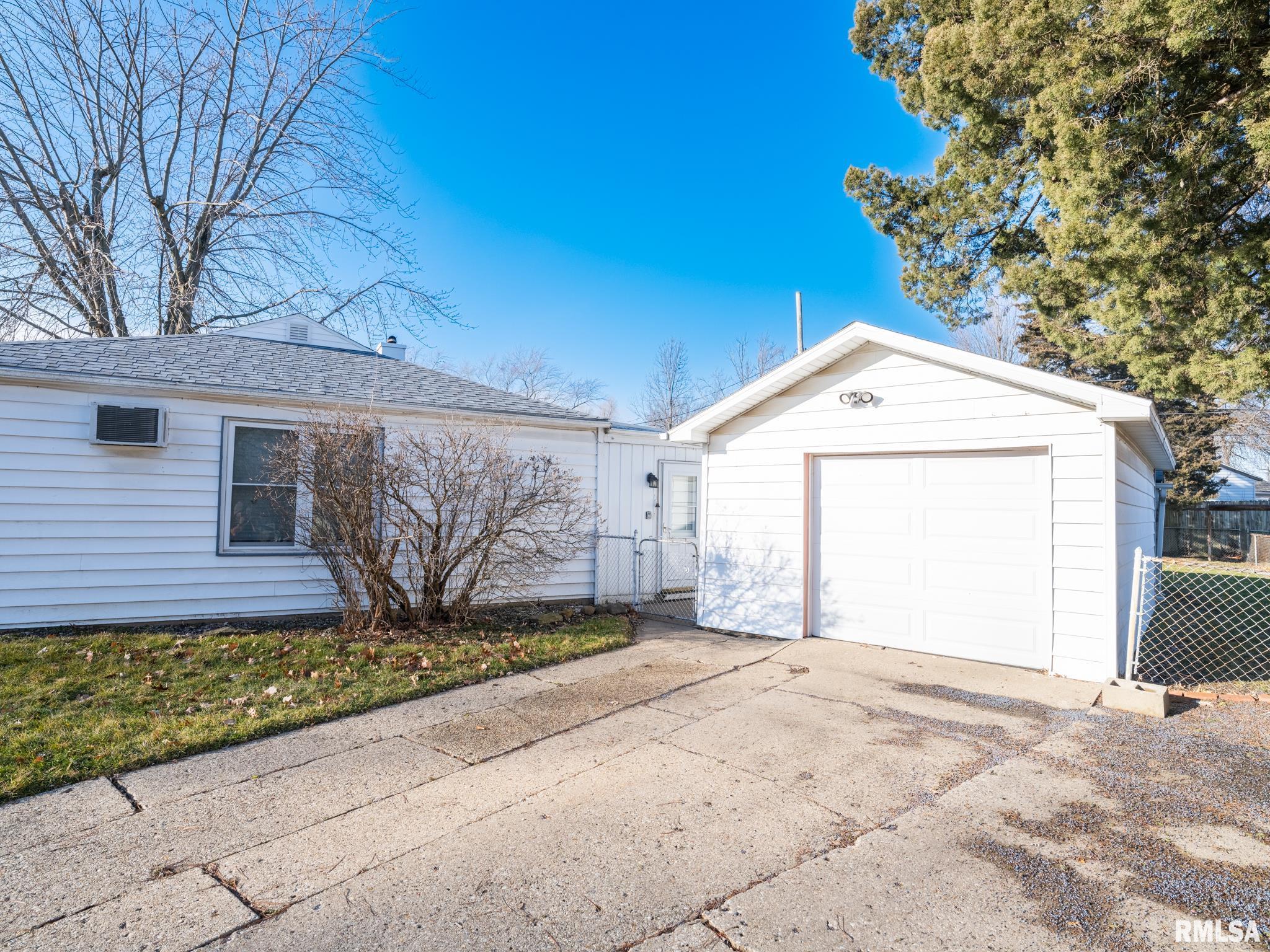 203 Kaskaskia Road Marquette Heights, IL 61554 - Photo 42 of 49 Gallery Image 42
