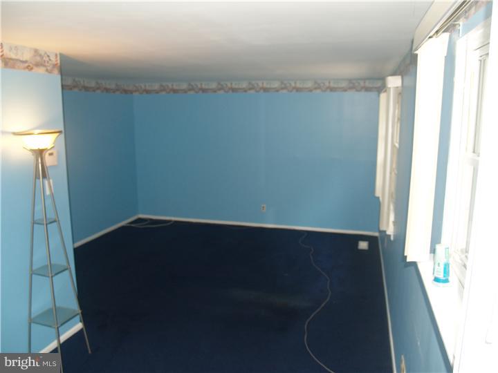 1805 Winding Way Clementon, NJ 08021 - Photo 14 of 19 Bedroom - Main