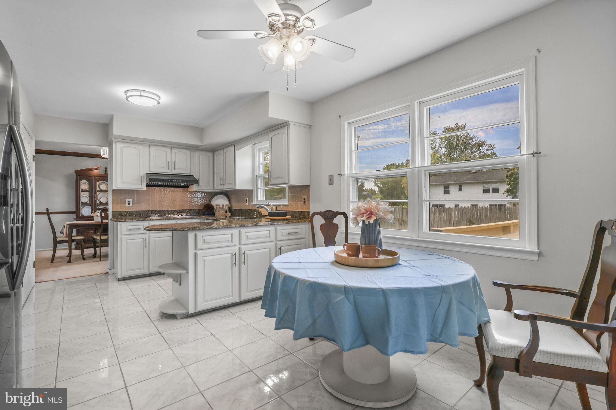 51 Wolfpack Road Hamilton, NJ 08619 - Photo 12 of 47