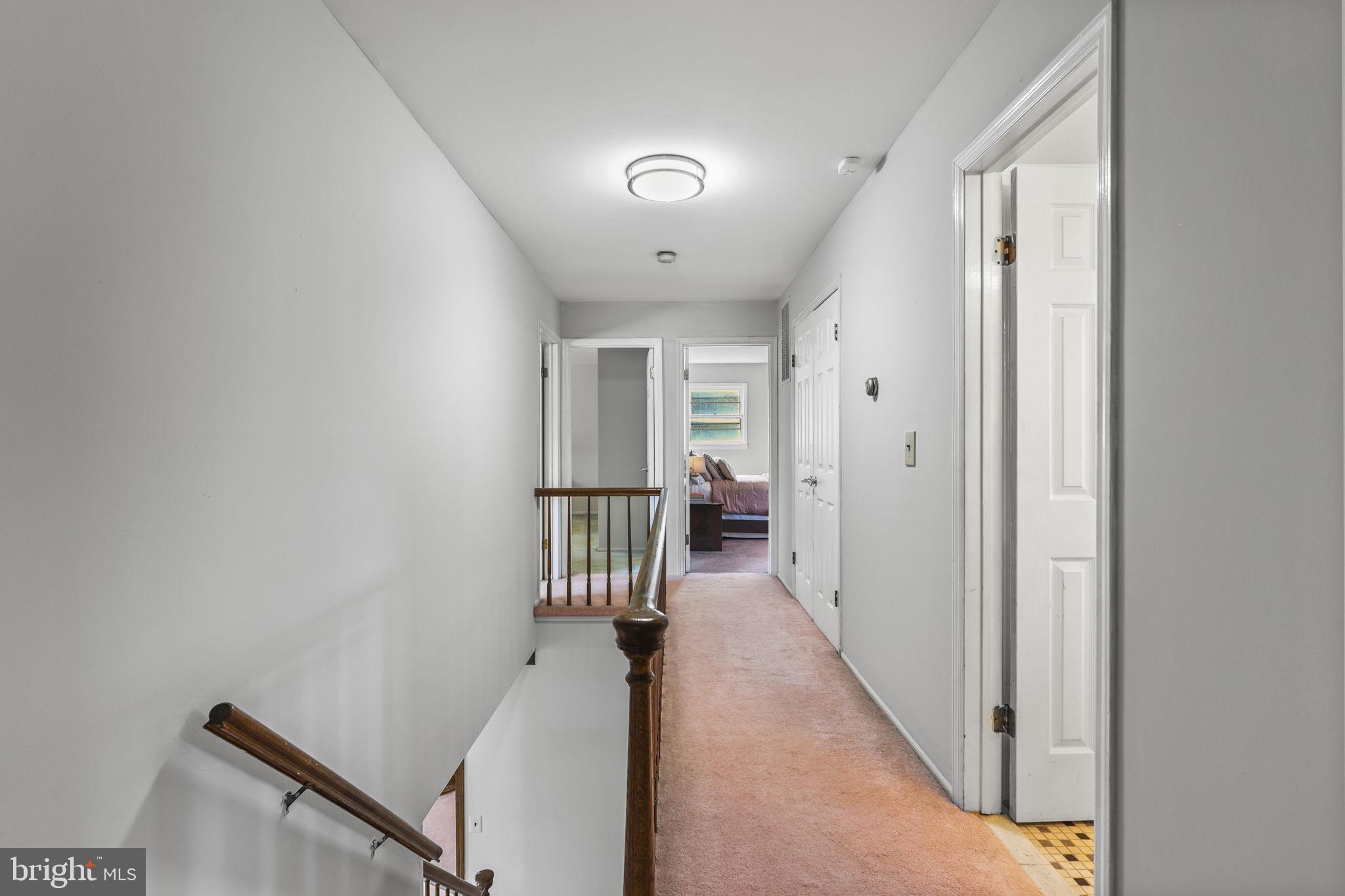 51 Wolfpack Road Hamilton, NJ 08619 - Photo 19 of 47