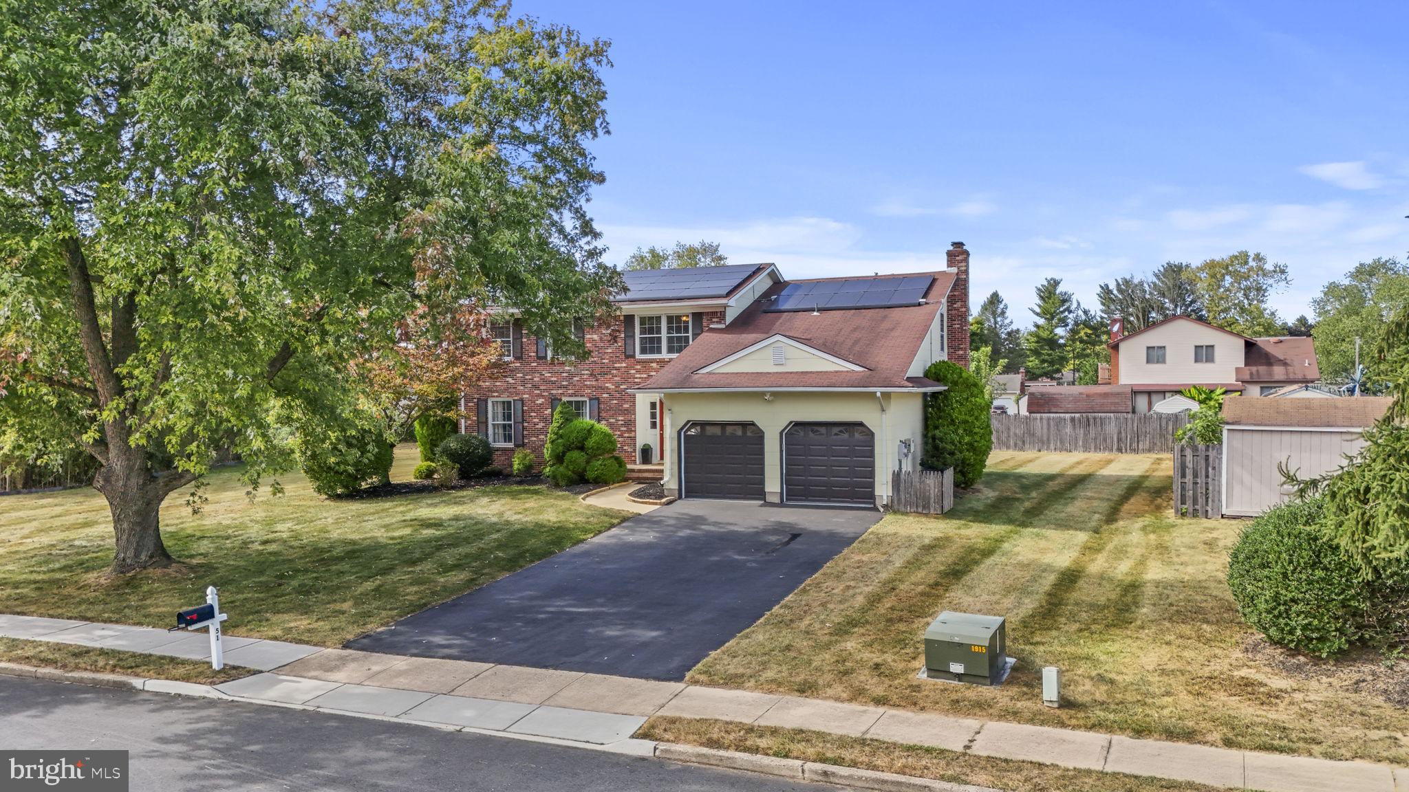 51 Wolfpack Road Hamilton, NJ 08619 - Photo 2 of 47