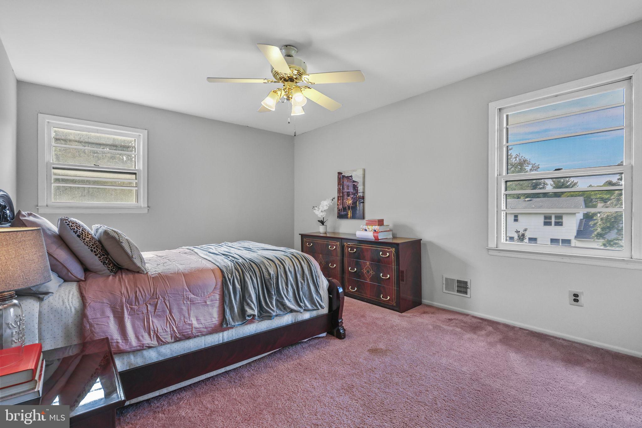 51 Wolfpack Road Hamilton, NJ 08619 - Photo 28 of 47