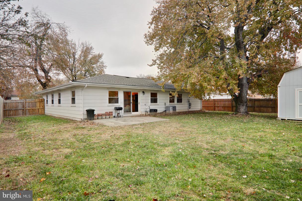 611 West Nettle Tree Road Sterling, VA 20164 - Photo 10 of 31 Gallery Image 10