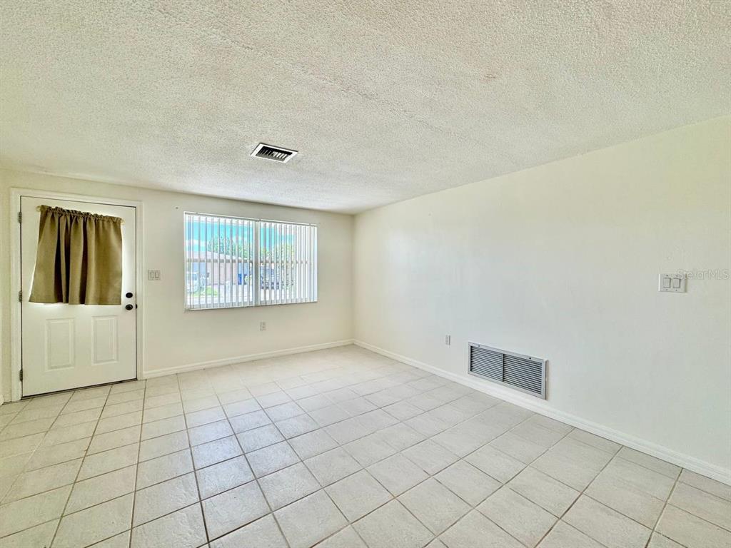 3131 Roxbury Drive Holiday, FL 34691 - Photo 7 of 30 Gallery Image 7