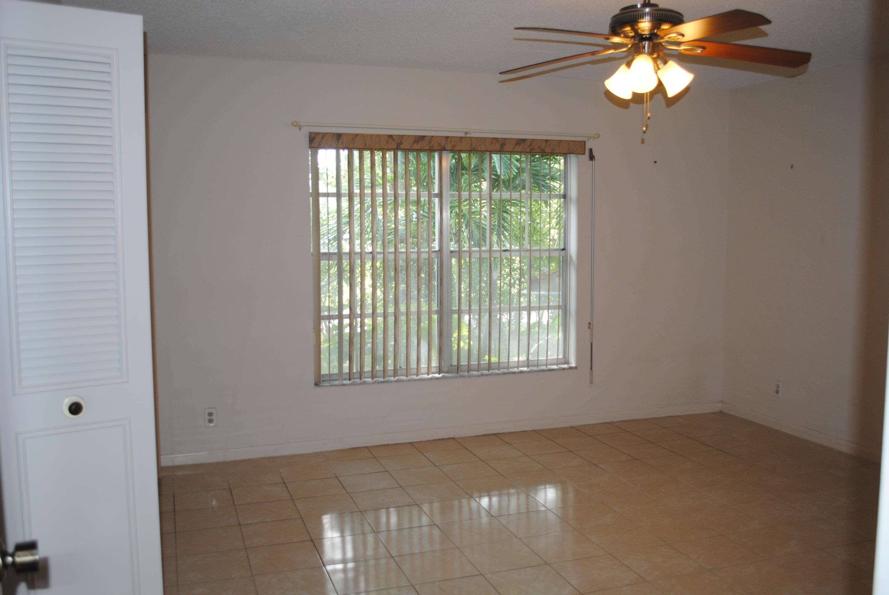 784 Nantucket Circle, Unit B Lake Worth, FL 33467 - Photo 20 of 34 DSC_0020