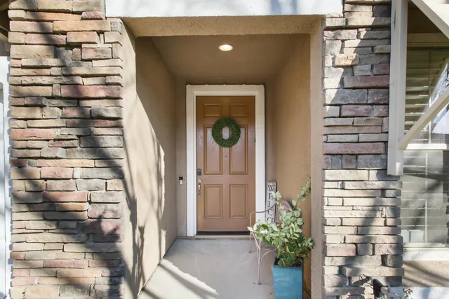 $850,000 | 1047 Elsworth Way, Folsom, CA 95630