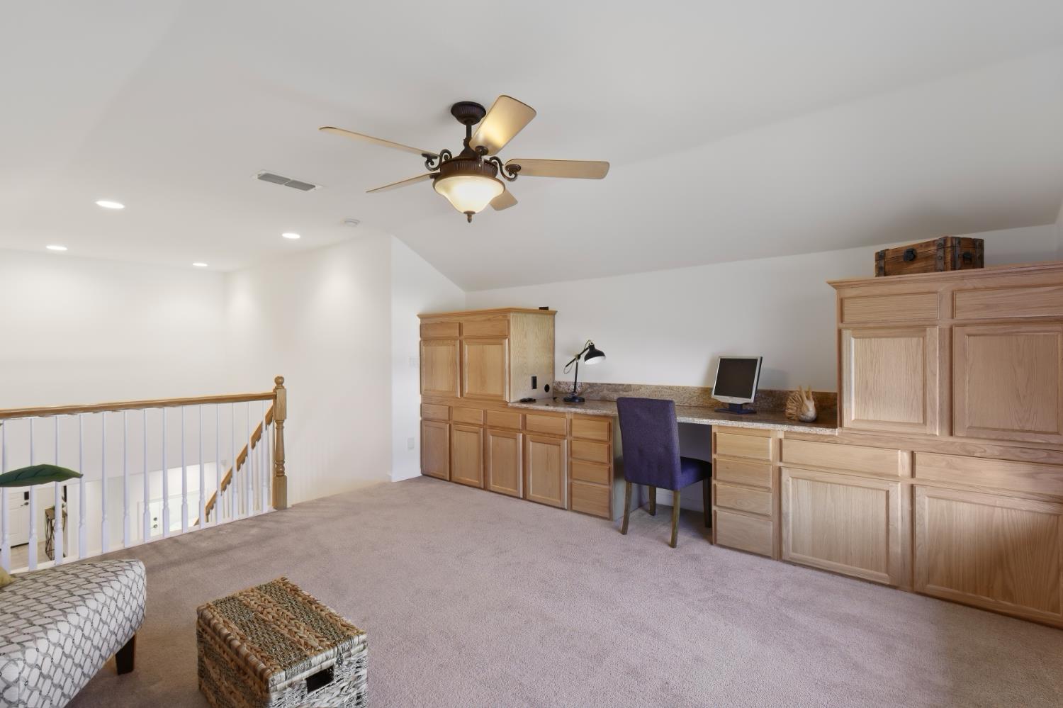 1047 Elsworth Way Folsom, CA 95630 - Photo 28 of 62