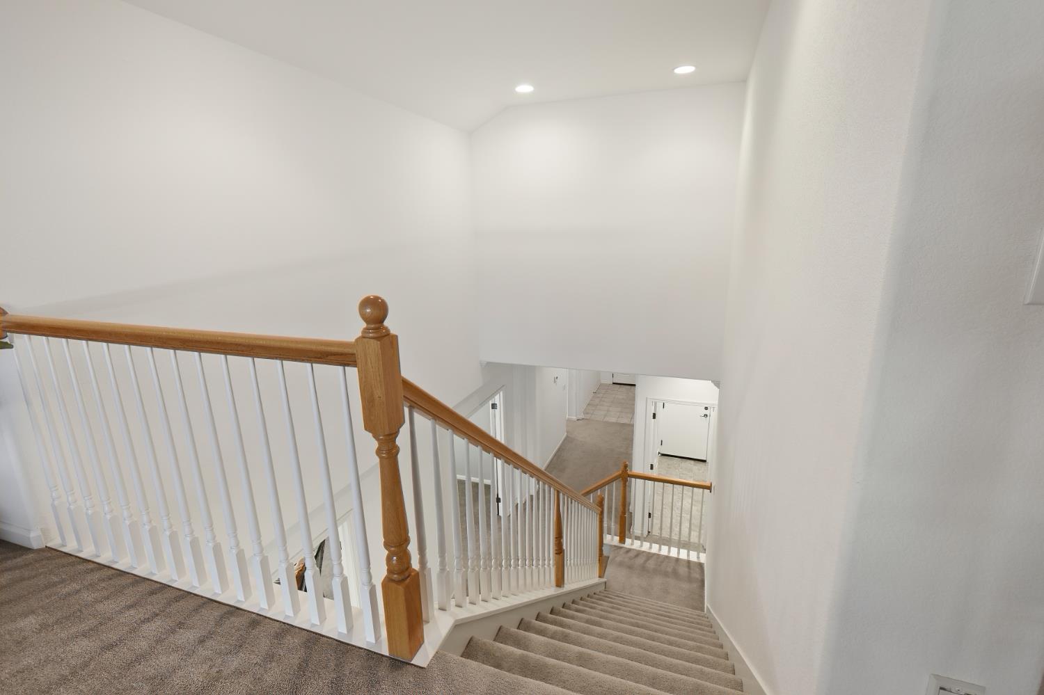 1047 Elsworth Way Folsom, CA 95630 - Photo 29 of 62