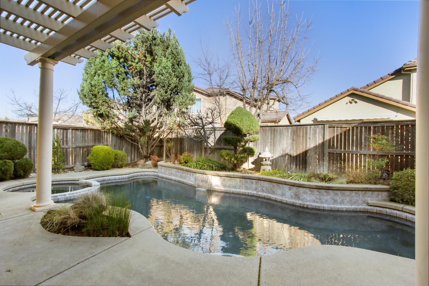 1047 Elsworth Way Folsom, CA 95630 - Photo 52 of 62