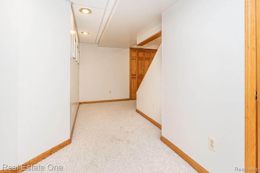 185 Windrift Rochester Hills, MI 48307 - Photo 38 of 51 Gallery Image 38