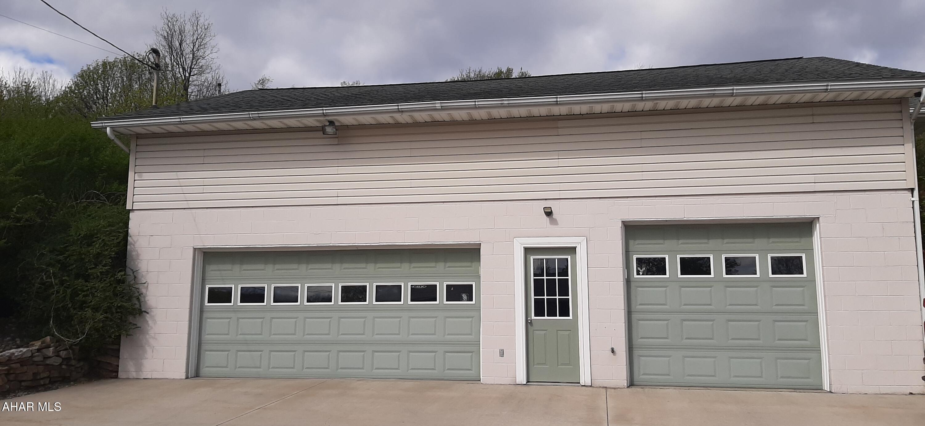 159 Walnut Street Ashville, PA 16613 - Photo 38 of 61