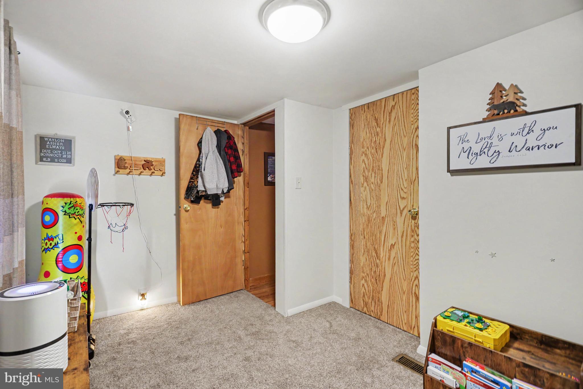 49 Pickett Road Dover, PA 17315 - Photo 15 of 34