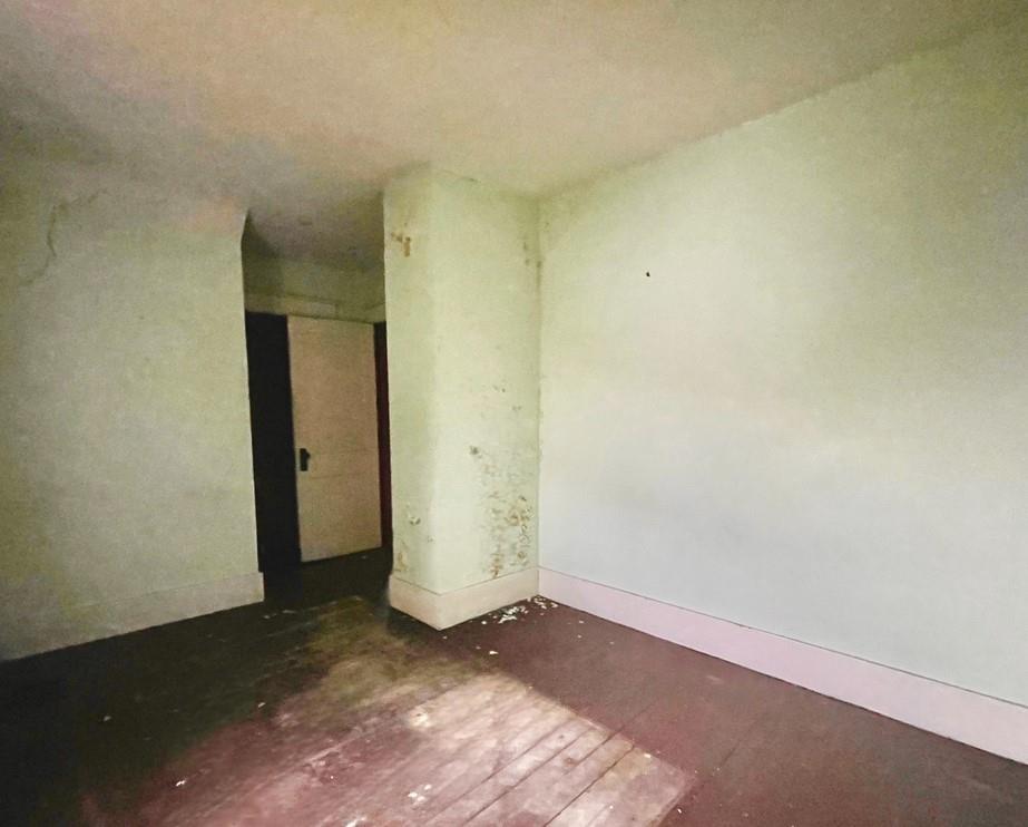 2409 25th Street Beaver Falls, PA 15010 - Photo 13 of 20 a view of an empty room