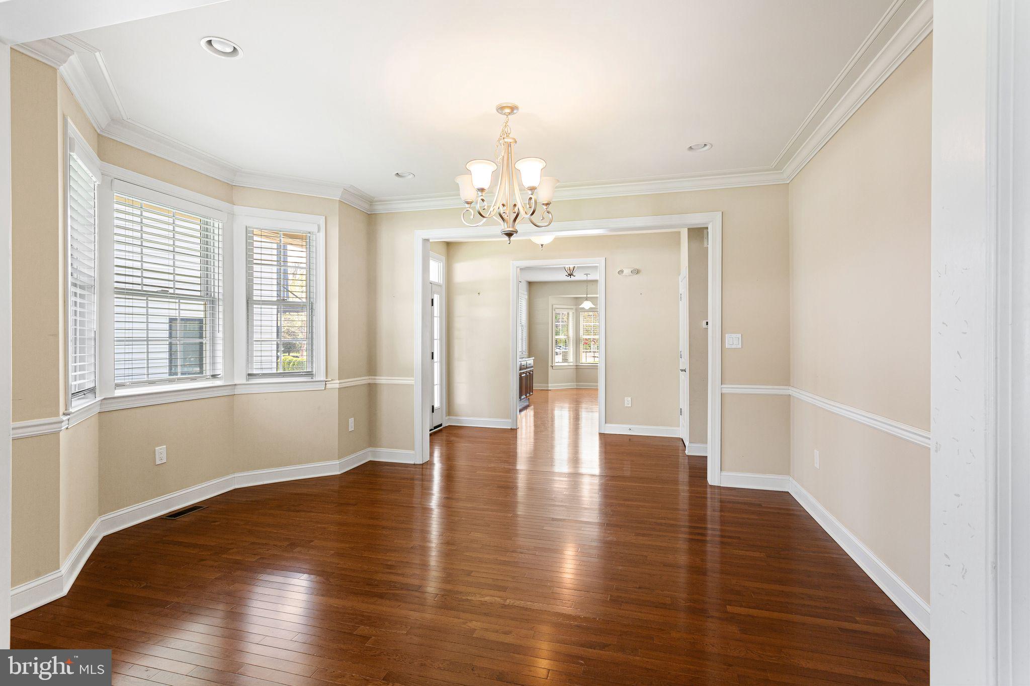 587 East Township Line Road, Unit 1 Blue Bell, PA 19422 - Photo 8 of 33 Inviting entryway with warm tones.